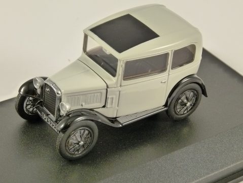AUSTIN SEVEN RN Saloon in Light Grey 1/43 scale diecast model by OXFORD DIECAST