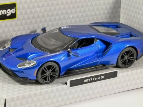 2017 FORD GT in Blue 1/32 scale model by Burago