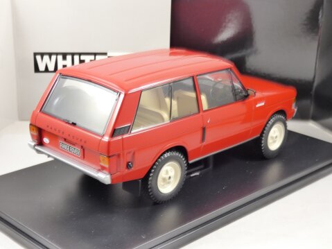 LAND ROVER RANGE ROVER in Red 1/24 scale model by Whitebox