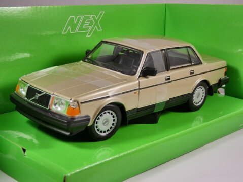 VOLVO 240 GL in Gold 1/24 scale diecast model WELLY